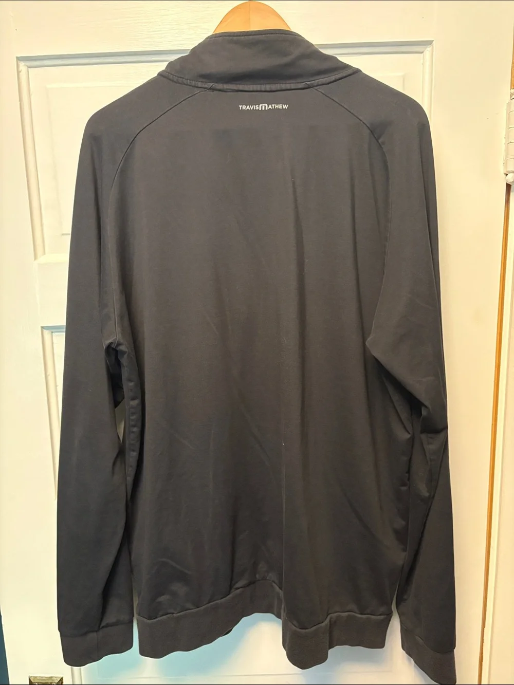 Travis Matthew Black Quarter-Zip Pullover XL